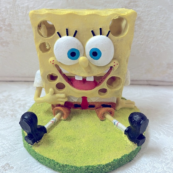 Penn-Plax 6" Spongebob with Sw Accessory - Picture 3 of 6
